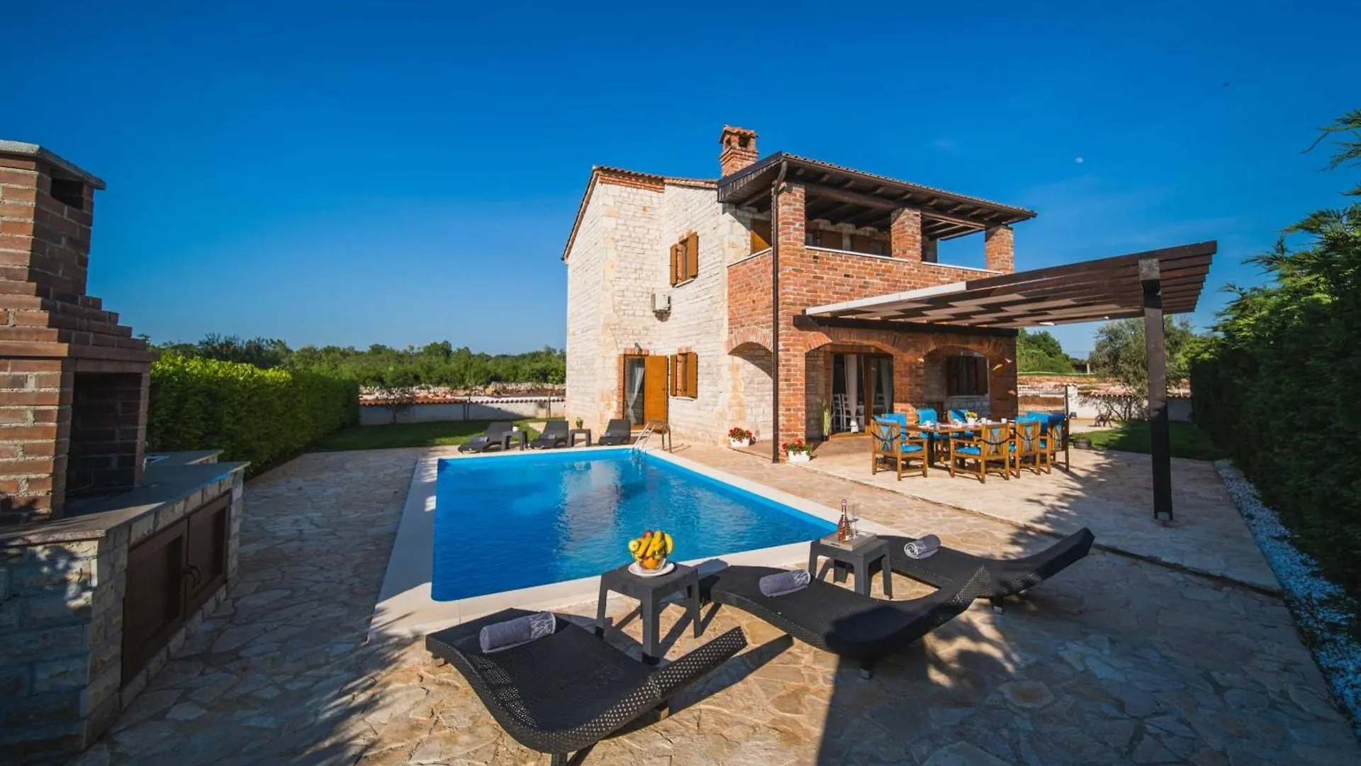 Holiday home Villa Mani Butkovici